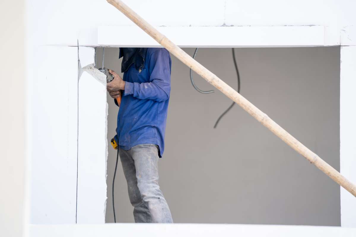 At Pro Plaster and Paint, our team of skilled Gyprock plasterers in Sydney provides reliable plastering solutions for residential and commercial projects